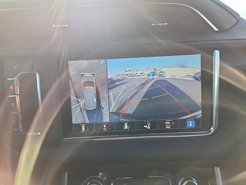 Used 2021 GMC Yukon XL Denali w/ Denali Premium Package image 37