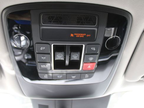 New 2026 Kia Carnival SX Prestige FWD image 70
