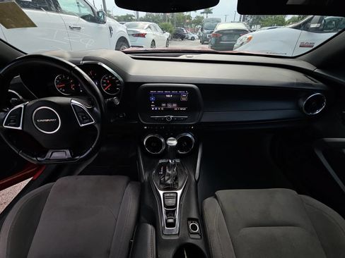 Used 2020 Chevrolet Camaro LT RWD image 11