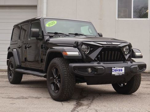 Used 2020 Jeep Wrangler Unlimited Sahara image 1