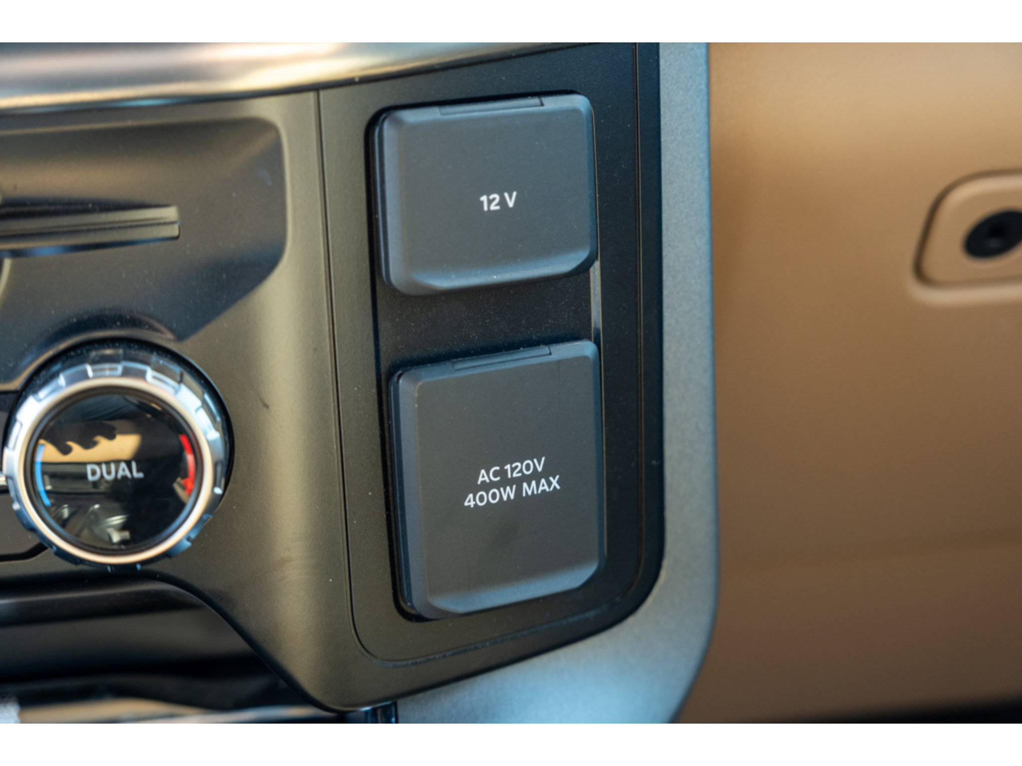 Used 2022 Ford F150 Lariat AWD/4WD image 29