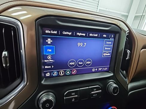 Used 2021 Chevrolet Silverado 1500 High Country w/ Technology Package image 14