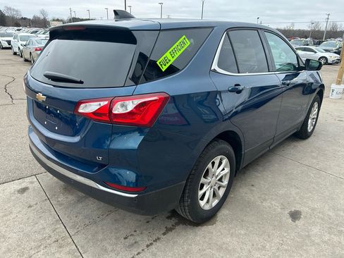 Used 2020 Chevrolet Equinox LT w/ Driver Convenience Package image 5