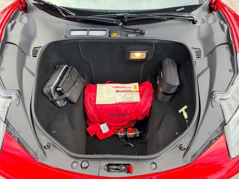 Used 2011 Ferrari 458 Italia Coupe RWD image 62