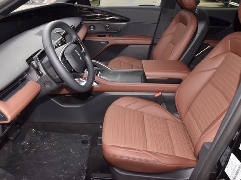 New 2026 Lincoln Nautilus Reserve w/ Jet Appearance Package image 13