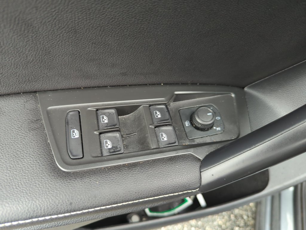 Used 2024 Volkswagen Tiguan S FWD image 30
