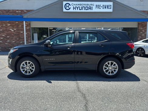 Used 2020 Chevrolet Equinox LS FWD image 2