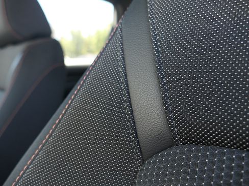 Used 2025 Honda CR-V Sport image 13