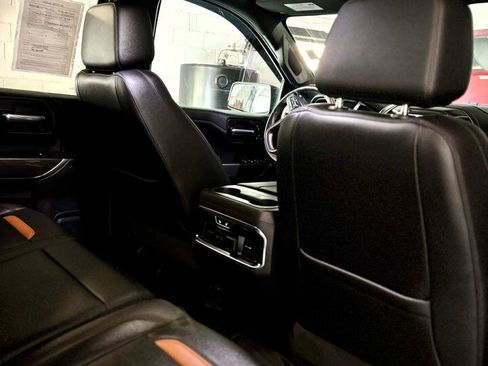 Used 2019 GMC Sierra 1500 AT4 w/ AT4 Premium Package image 11