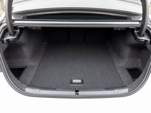 Used 2025 BMW i5 xDrive40 w/ Premium Package image 45