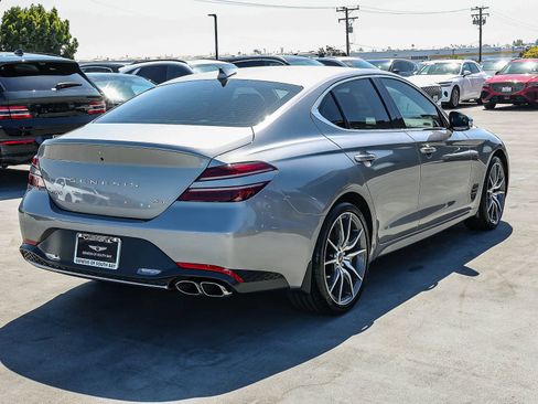Used 2023 Genesis G70 2.0T AWD/4WD image 4