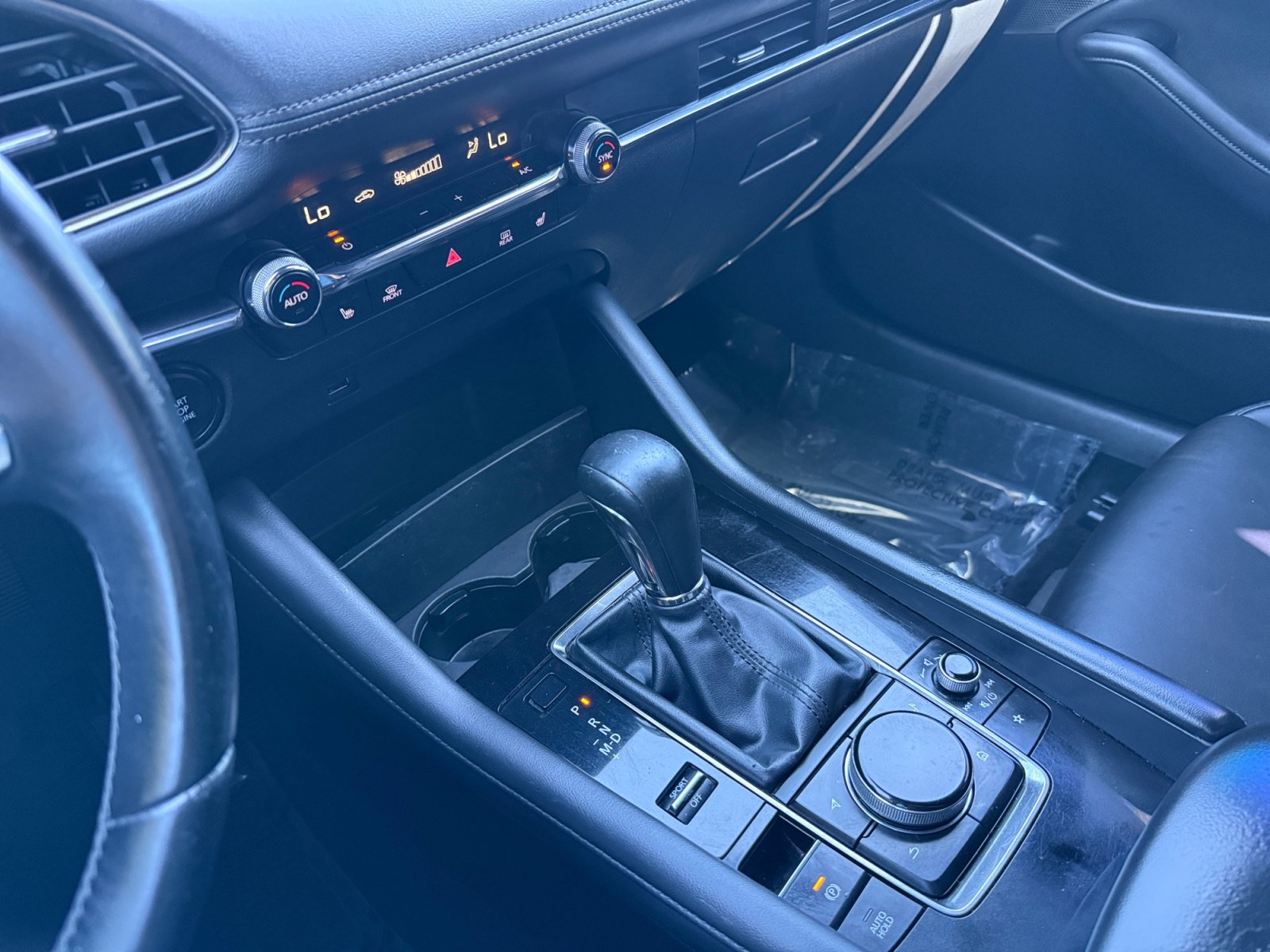 Used 2019 MAZDA MAZDA3 Hatchback w/ Preferred Package FWD image 13