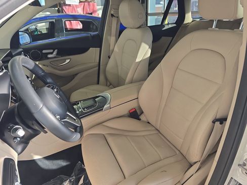 Certified 2022 Mercedes-Benz GLC 300 image 18