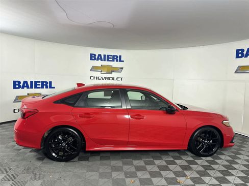 Used 2023 Honda Civic Sport image 6