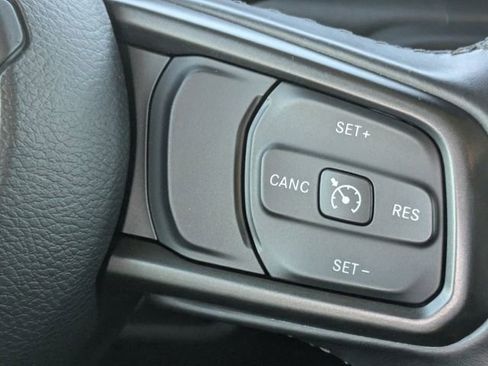 Used 2021 Jeep Wrangler Unlimited Sport image 18