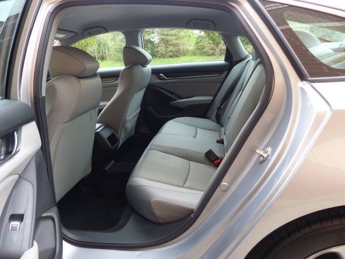 Used 2019 Honda Accord LX image 26