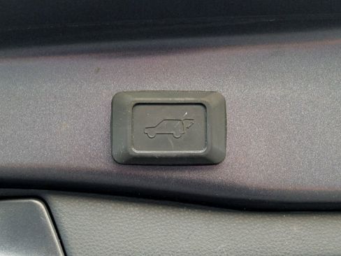 Used 2023 Toyota RAV4 XLE w/ Convenience Package AWD/4WD image 57