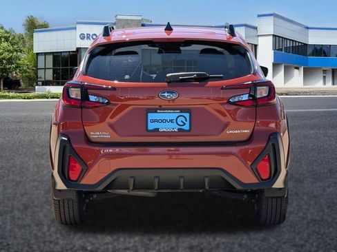 Used 2024 Subaru Crosstrek 2.5i Premium AWD/4WD image 4