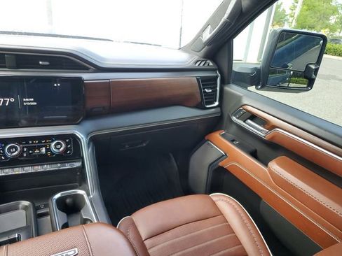 Used 2024 GMC Sierra 2500 Denali Ultimate w/ Max Trailering Package AWD/4WD image 15