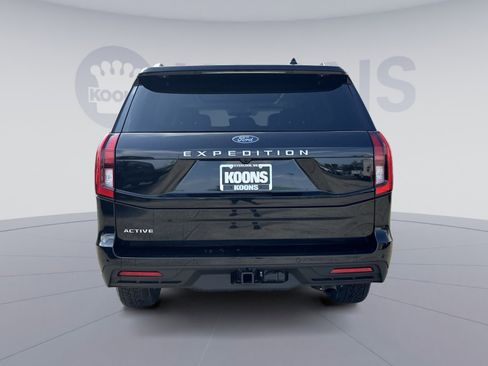Used 2025 Ford Expedition Active AWD/4WD image 15