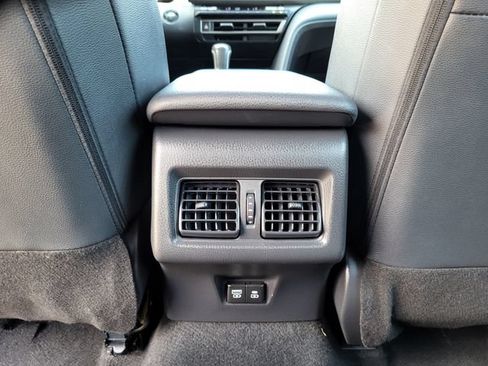Used 2025 Toyota Camry SE FWD image 24