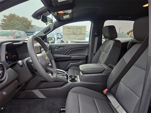 New 2026 Chevrolet Colorado W/T image 8