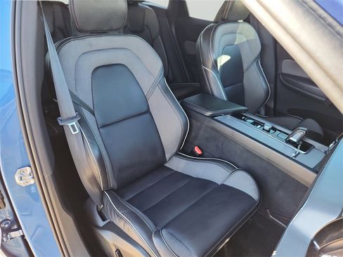 Used 2021 Volvo XC60 T8 R-Design w/ Protection Package Premier image 14