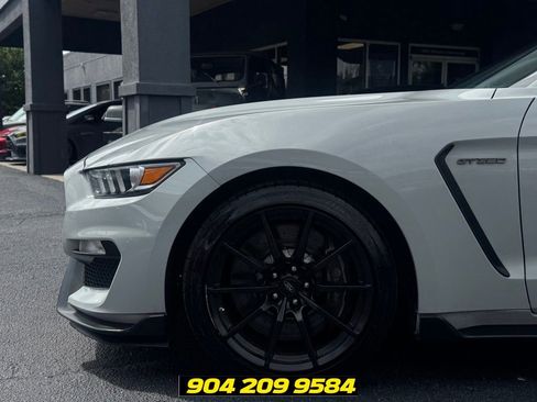Used 2017 Ford Mustang Shelby GT350 w/ Electronics Package RWD image 13