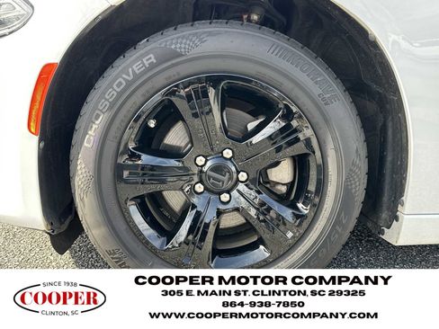 Used 2023 Dodge Charger SXT image 11