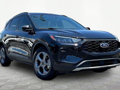 Used 2025 Ford Escape ST-Line FWD image 3