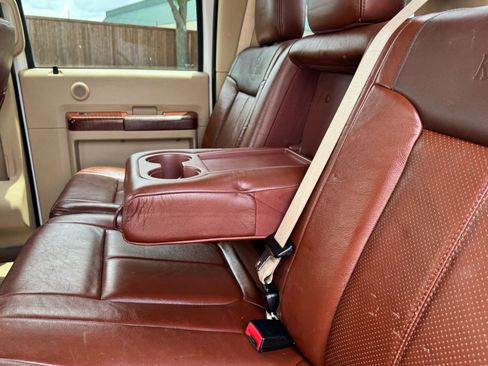 Used 2012 Ford F250 King Ranch w/ King Ranch w/Chrome Pkg AWD/4WD image 31