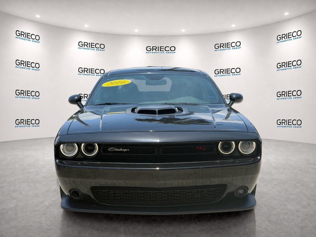 Used 2016 Dodge Challenger R/T Scat Pack RWD image 2