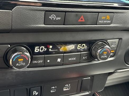 Certified 2024 Nissan Frontier PRO-4X w/ Technology Package AWD/4WD image 18