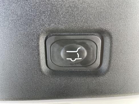 Used 2025 Ford Expedition Platinum w/ Platinum Ultimate Package image 26