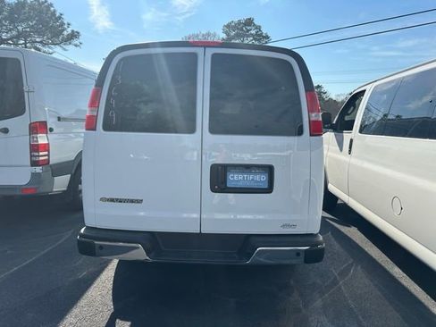 Certified 2024 Chevrolet Express 3500 LT w/ LT Preferred Equipment Group RWD image 4