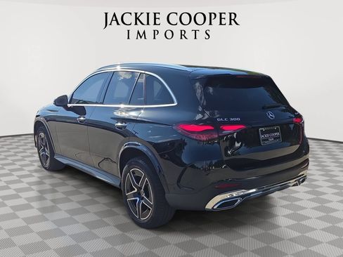 Used 2026 Mercedes-Benz GLC 300 4MATIC image 7
