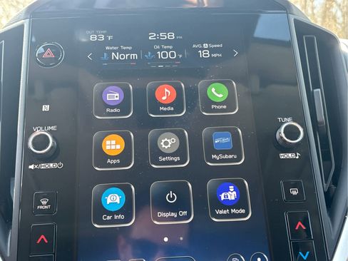 Used 2024 Subaru Crosstrek 2.0i Premium image 11
