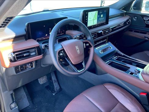 New 2026 Lincoln Aviator Reserve image 8