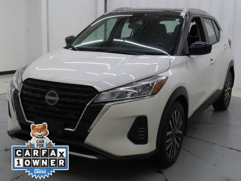 Used 2023 Nissan Kicks SV image 7