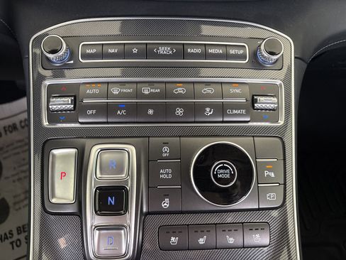 Used 2022 Hyundai Santa Fe Limited image 24