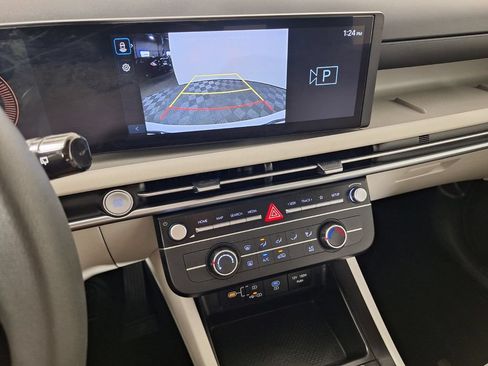 Used 2026 Hyundai Tucson SE FWD image 16