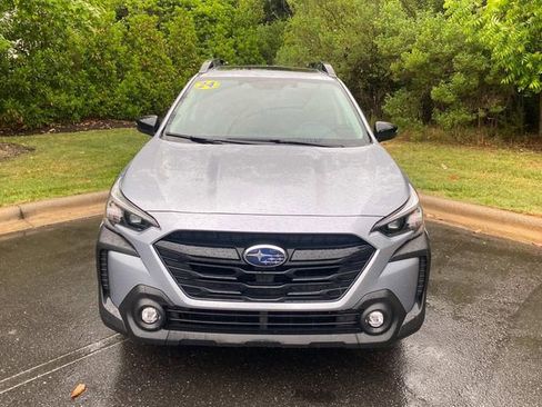 Used 2024 Subaru Outback Onyx Edition AWD/4WD image 2
