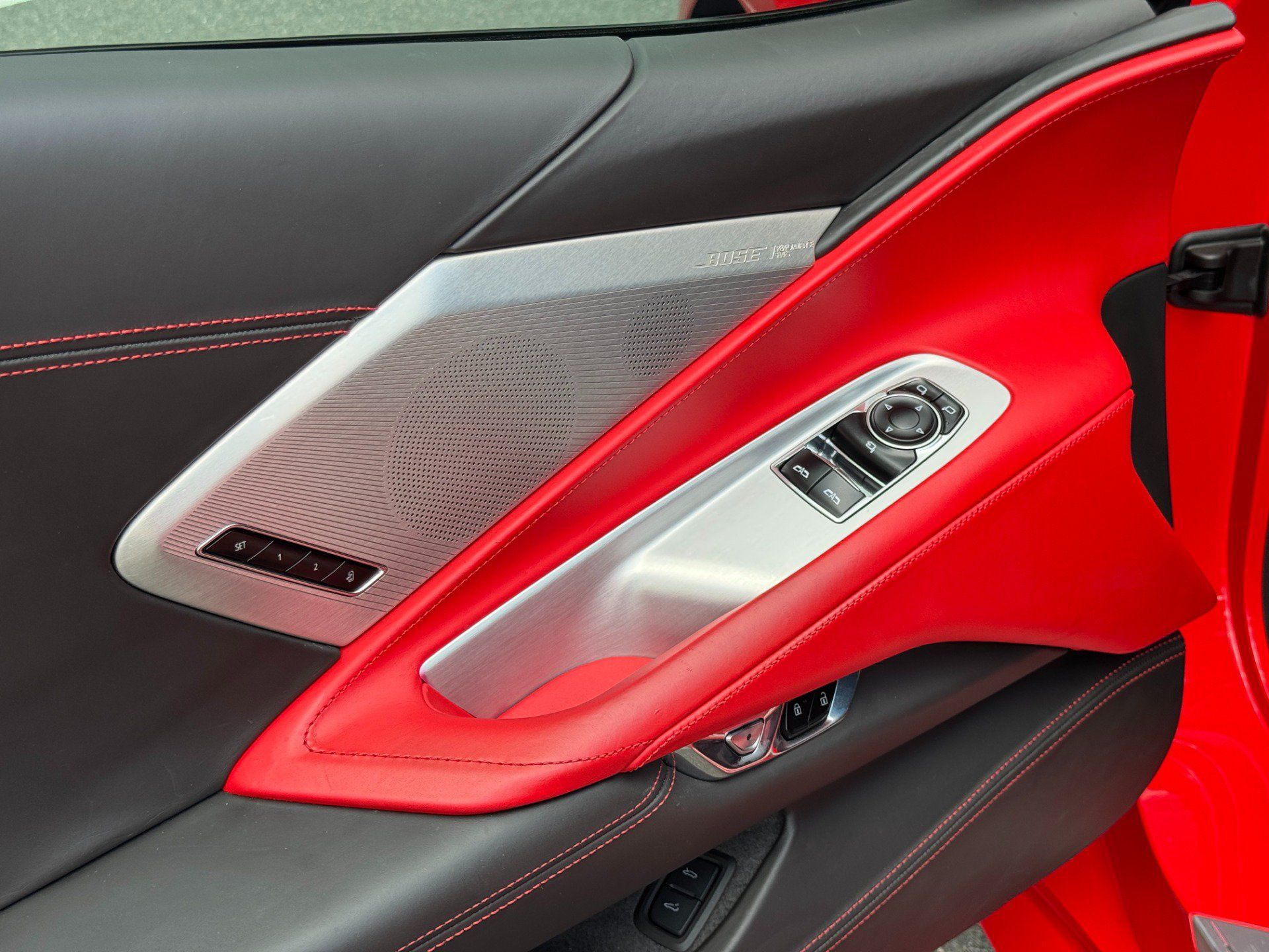 Used 2023 Chevrolet Corvette Stingray Premium Cpe w/ Z51 Performance Package RWD image 27