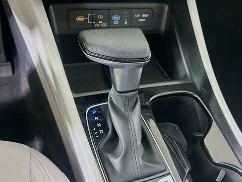 Used 2025 Hyundai Tucson SEL FWD image 24