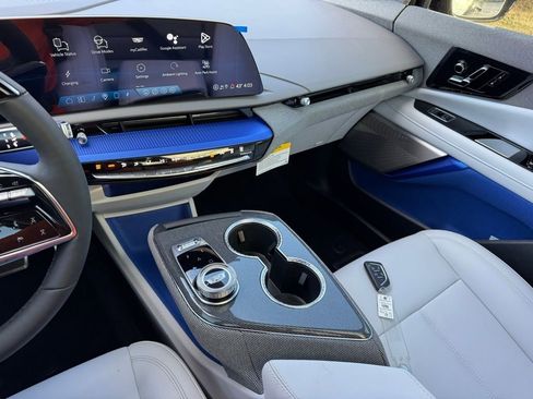 New 2026 Cadillac Optiq Sport 1 image 28