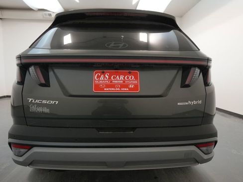 Used 2025 Hyundai Tucson Limited image 8