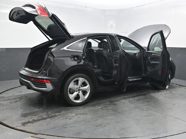 Used 2021 Audi Q5 Prestige w/ Prestige Package AWD/4WD image 50