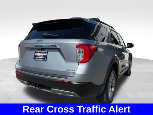 Used 2023 Ford Explorer XLT w/ Equipment Group 202A AWD/4WD image 5