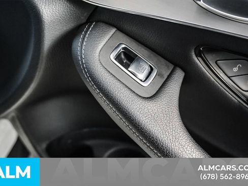 Used 2022 Mercedes-Benz GLC 300 4MATIC Coupe image 42