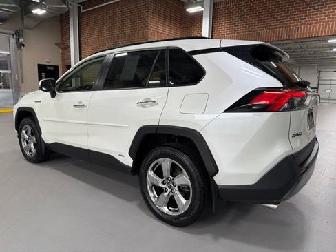 Used 2019 Toyota RAV4 Limited w/ Carpet Mat Package AWD/4WD image 5
